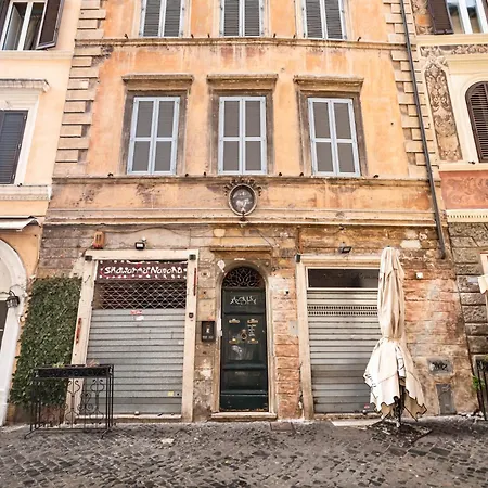아파트 Crystal Piazza Navona *