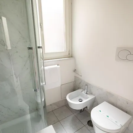 Crystal Piazza Navona *